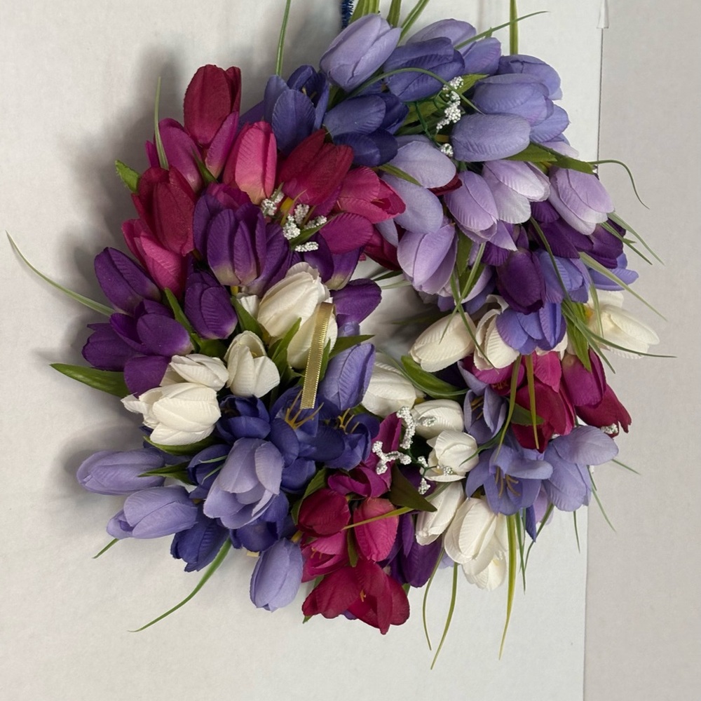 Handmade Purple & White tulip Floral Wreath - Home Design. 16 inches round.